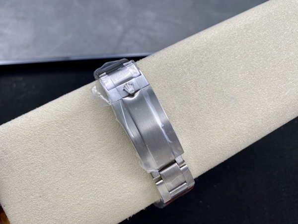 激安ロレックス着用イメージ